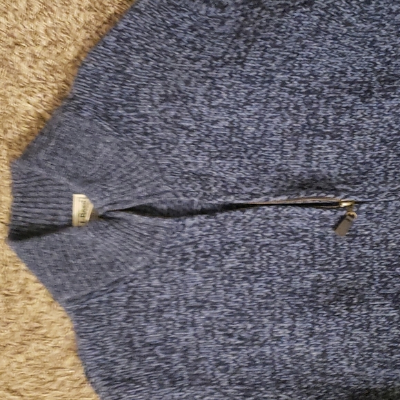 L.L Bean vintage Lambs Wool zip up sweater - Picture 4 of 5